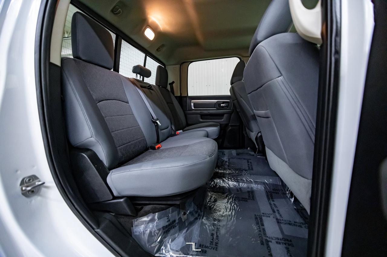 2017 Ram 3500 4x4 Crew Cab SLT Longbox HEMI BCam Red Deer AB