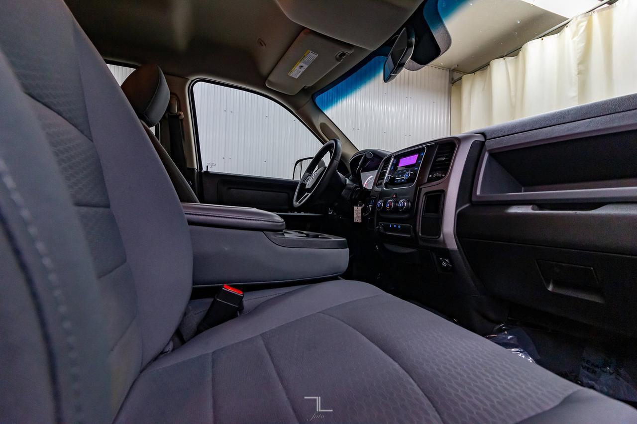 2017 Ram 3500 4x4 Crew Cab SXT Dually Diesel Red Deer AB