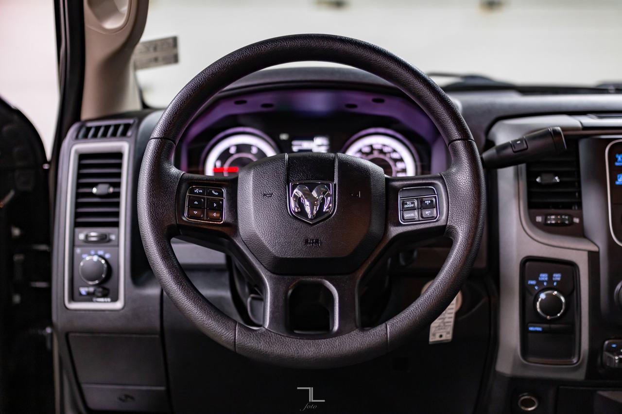 2017 Ram 3500 4x4 Crew Cab SXT Dually Diesel Red Deer AB