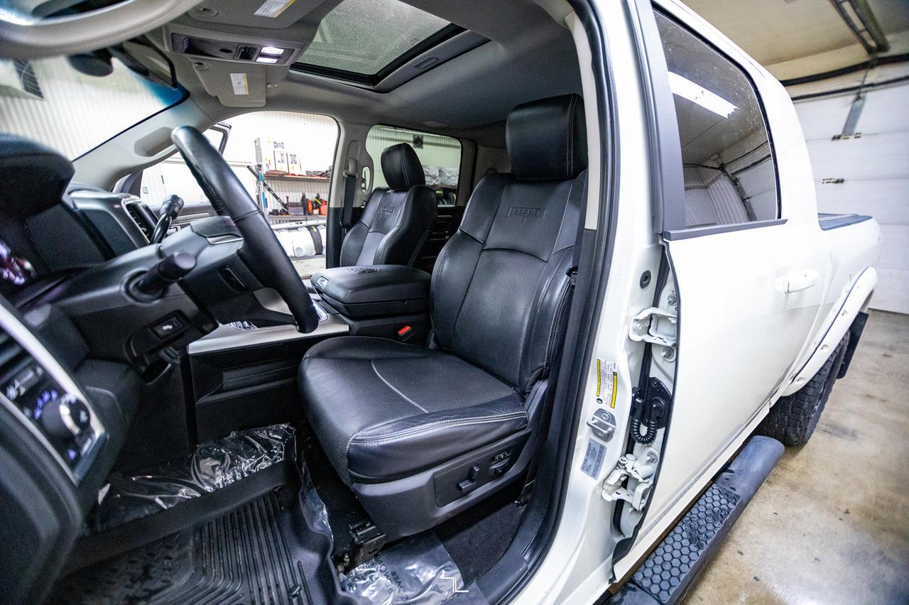 2017 Ram 3500 4x4 Mega Cab Laramie Diesel AISIN Leather Roof Nav BCam Red Deer AB