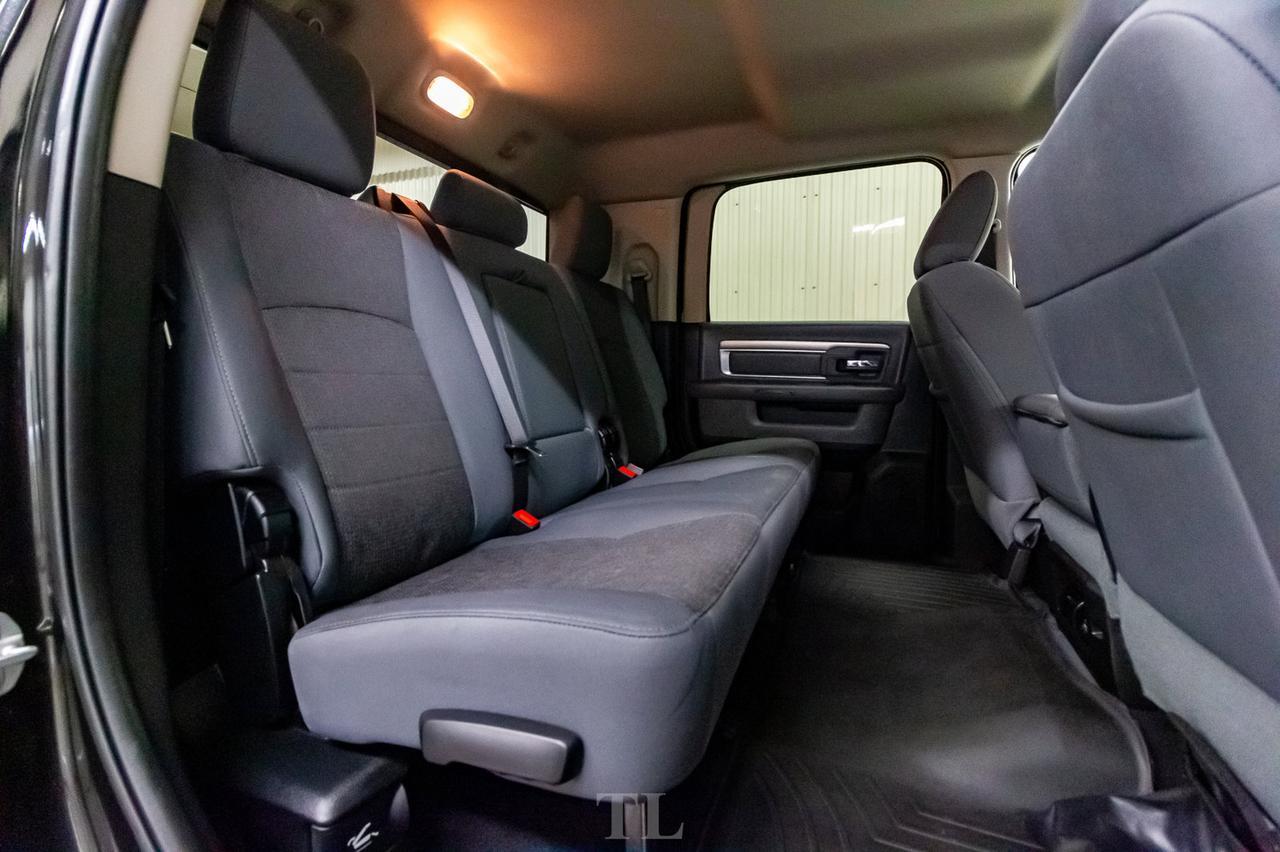 2017 Ram 3500 4x4 Mega Cab SLT Diesel BCam Red Deer AB