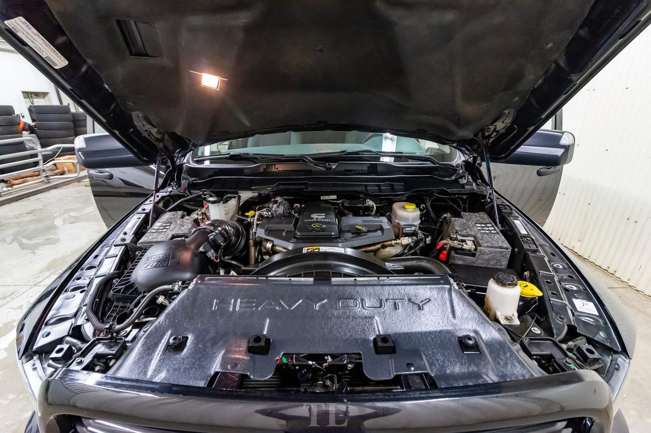 2017 Ram 3500 4x4 Mega Cab SLT Diesel BCam Red Deer AB