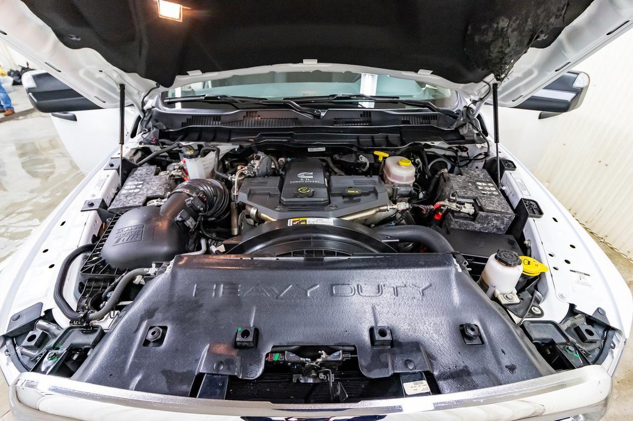 2017 Ram 3500 4x4 Mega Cab SLT Diesel Dually AISIN Red Deer AB