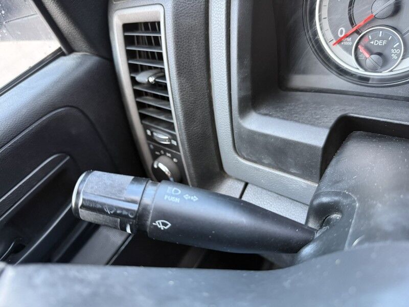 2017 Ram 3500 DRW Diesel 6-Speed Flatbed w/ Pump Tank Tradesman Collinsville OK