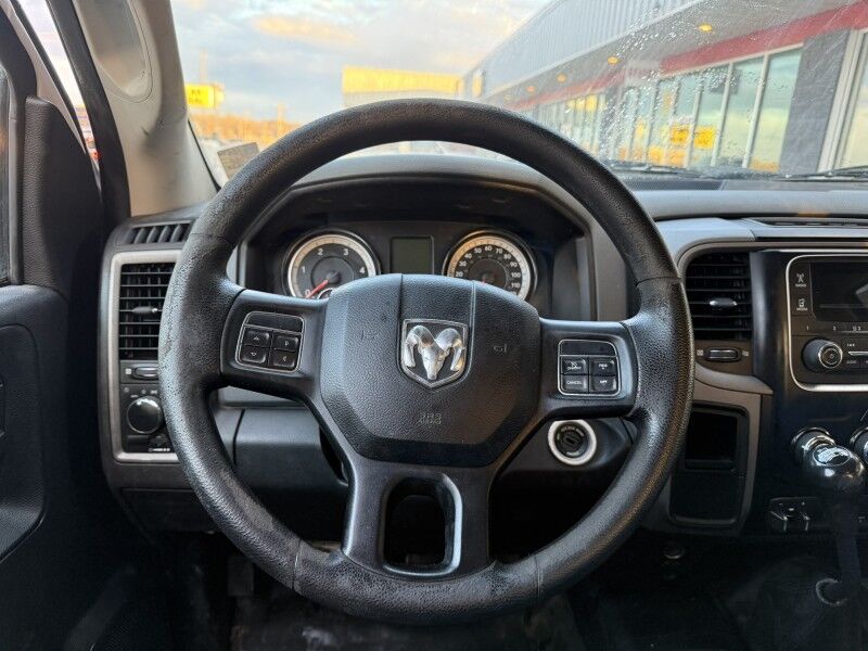 2017 Ram 3500 DRW Diesel 6-Speed Flatbed w/ Pump Tank Tradesman Collinsville OK