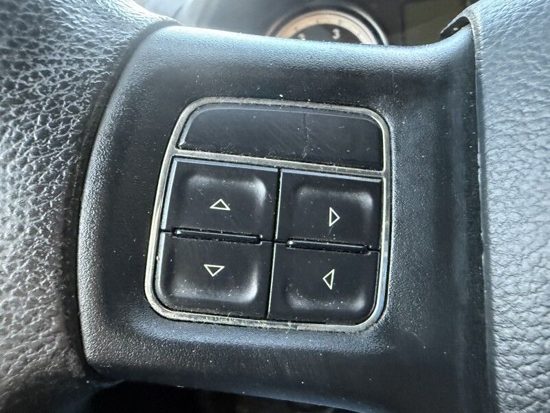 2017 Ram 3500 DRW Diesel 6-Speed Flatbed w/ Pump Tank Tradesman Collinsville OK