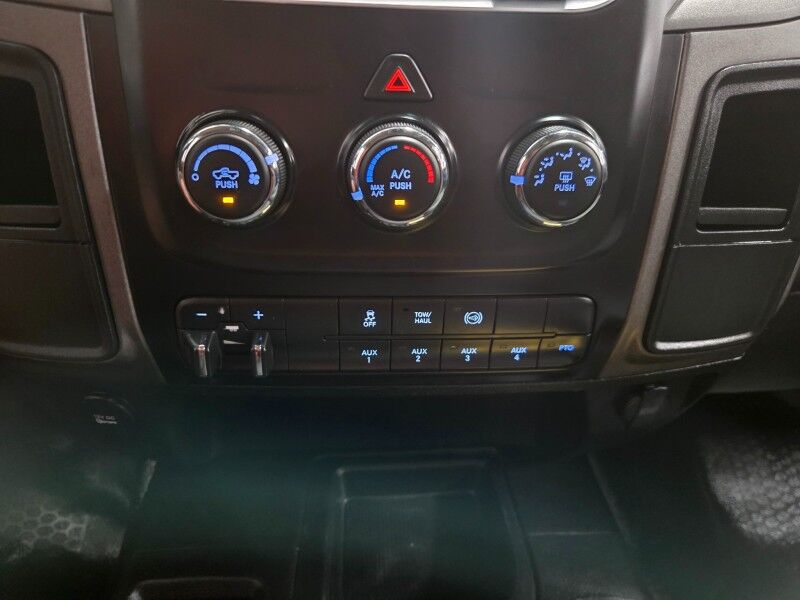 2017 Ram 3500 Flatbed 4WD Dually AISIN Transmission 6.7L Diesel Gooseneck FREE WARRANTY Call (682)587-6288 Arlington TX