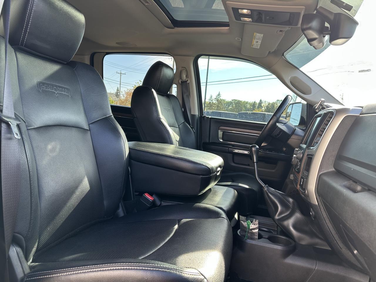 2017 Ram 3500 Laramie | RARE G56 MANUAL | Mega Cab | DELETED | Level Kit | Night Edition | Sun Roof Redwater AB