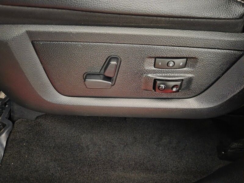 2017 Ram 3500 Laramie Dually 6.7L Diesel Aisin Transmission GPS Camera FREE WARRANTY Arlington TX