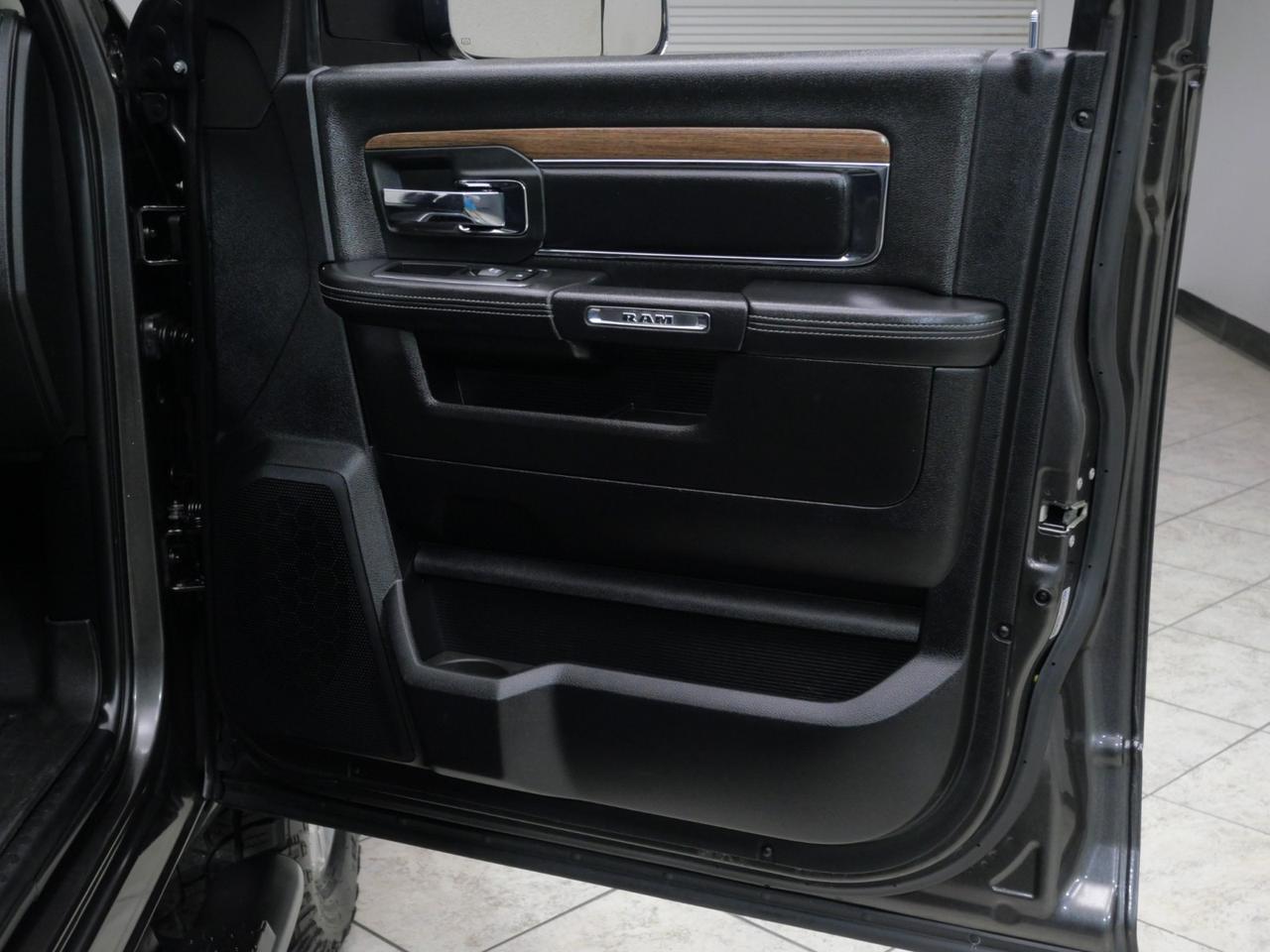 2017 Ram 3500 Laramie Mega Cab SRW AISIN 6.7L Cummins 4x4 Mansfield TX