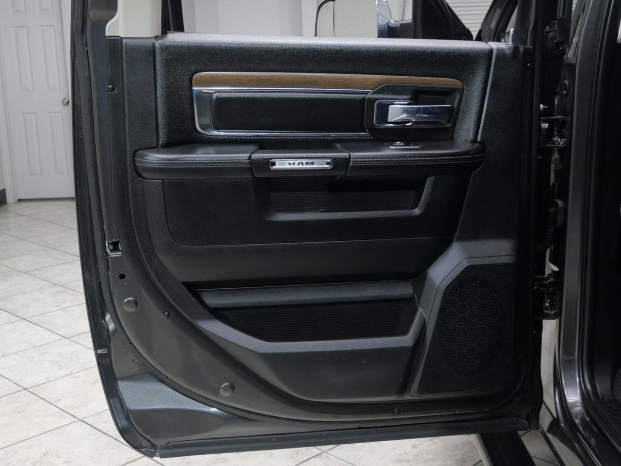 2017 Ram 3500 Laramie Mega Cab SRW AISIN 6.7L Cummins 4x4 Mansfield TX
