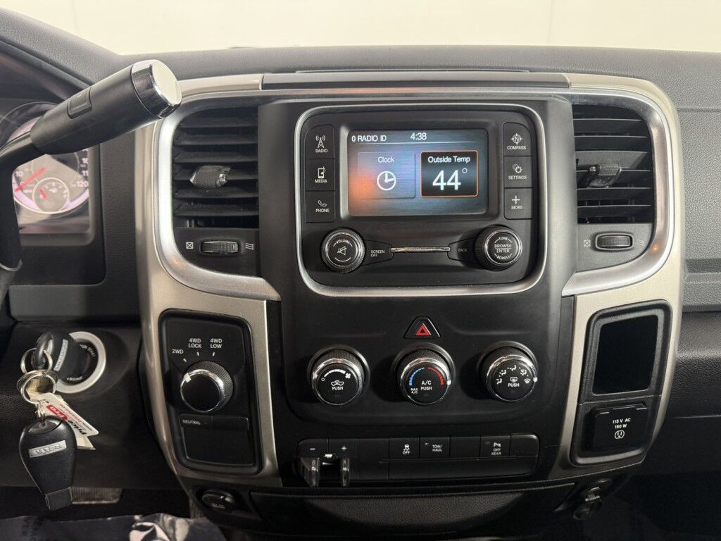 2017 Ram 3500 SLT 4x4 Reg Cab 6.4L Hemi 8' Box Maumee OH