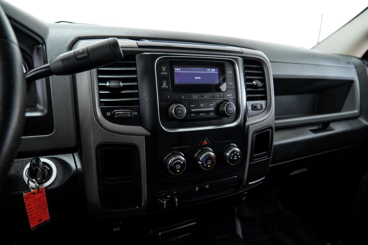 2017 Ram 3500 TRADESMAN REGULAR CAB 4WD 6.4L HEMI AUTOMATIC VINYL SEATS BLUETOOTH TOW HITCH Carrollton TX