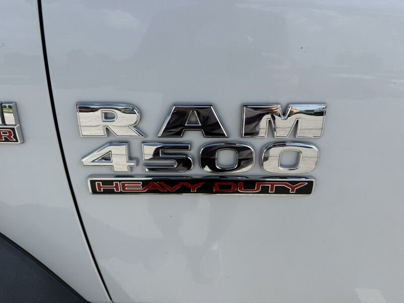 2017 Ram 4500 6.4L Hemi V8 4x4 Flatbed 92 Tradesman Collinsville OK