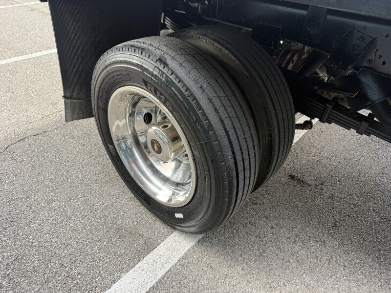 2017 Ram 4500 6.4L Hemi V8 4x4 Flatbed 92k mi's Tradesman Collinsville OK