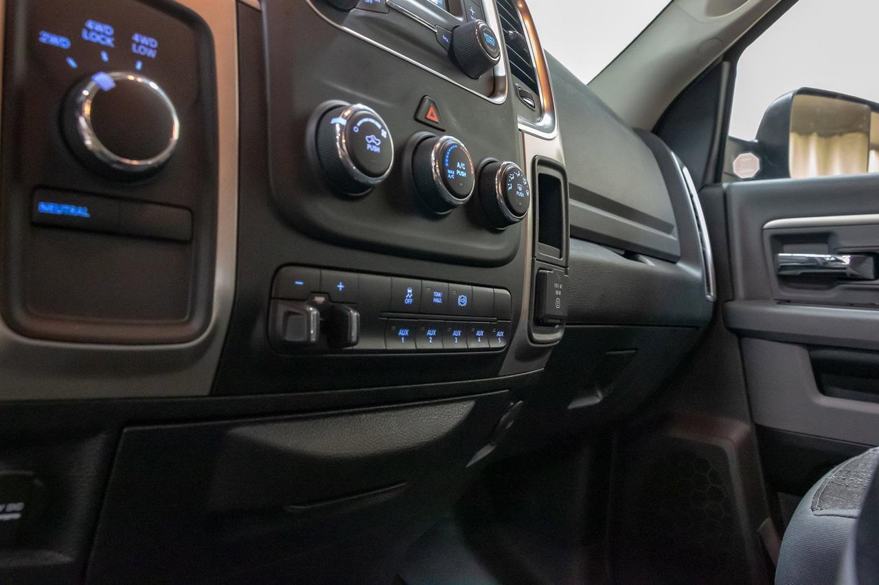 2017 Ram 5500 4x4 Crew Cab SLT Aluminum Deck Diesel AISIN Red Deer AB