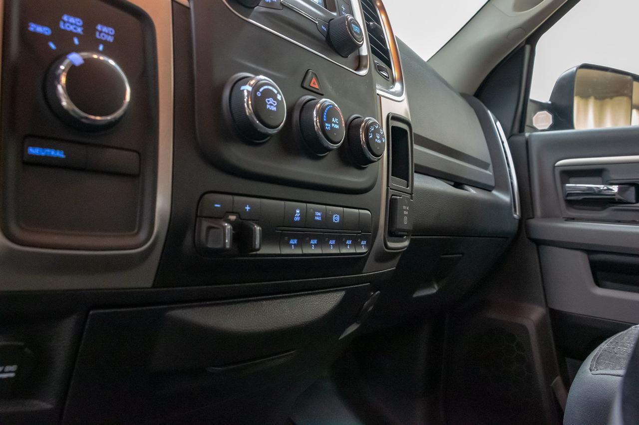 2017 Ram 5500 4x4 Crew Cab SLT Aluminum Deck Diesel AISIN Red Deer AB