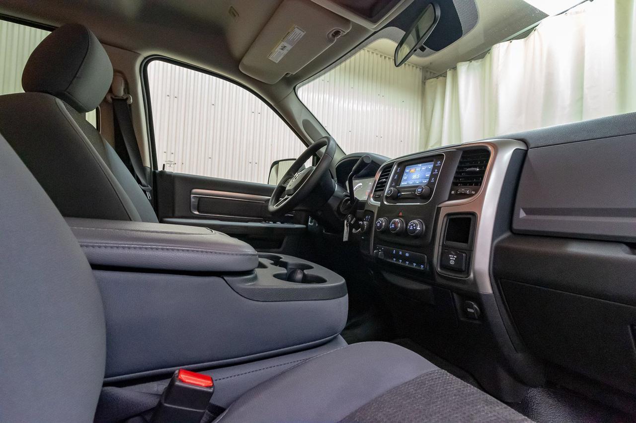 2017 Ram 5500 4x4 Crew Cab SLT Aluminum Deck Diesel AISIN Red Deer AB