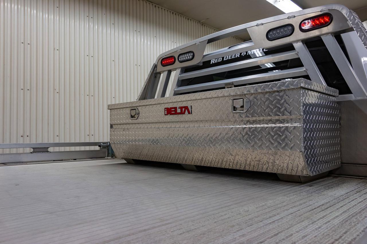 2017 Ram 5500 4x4 Crew Cab SLT Aluminum Deck Diesel AISIN Red Deer AB