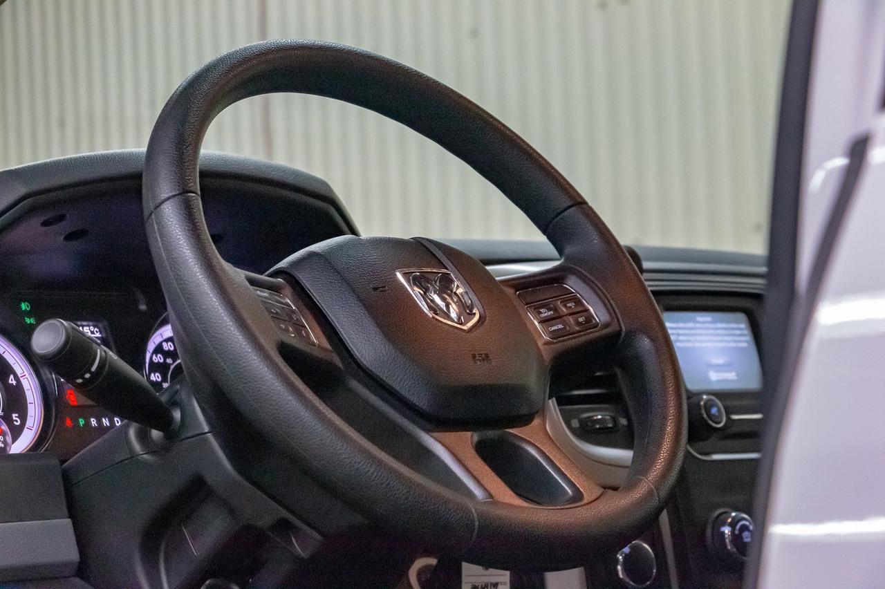 2017 Ram 5500 4x4 Crew Cab SLT Aluminum Deck Diesel AISIN Red Deer AB