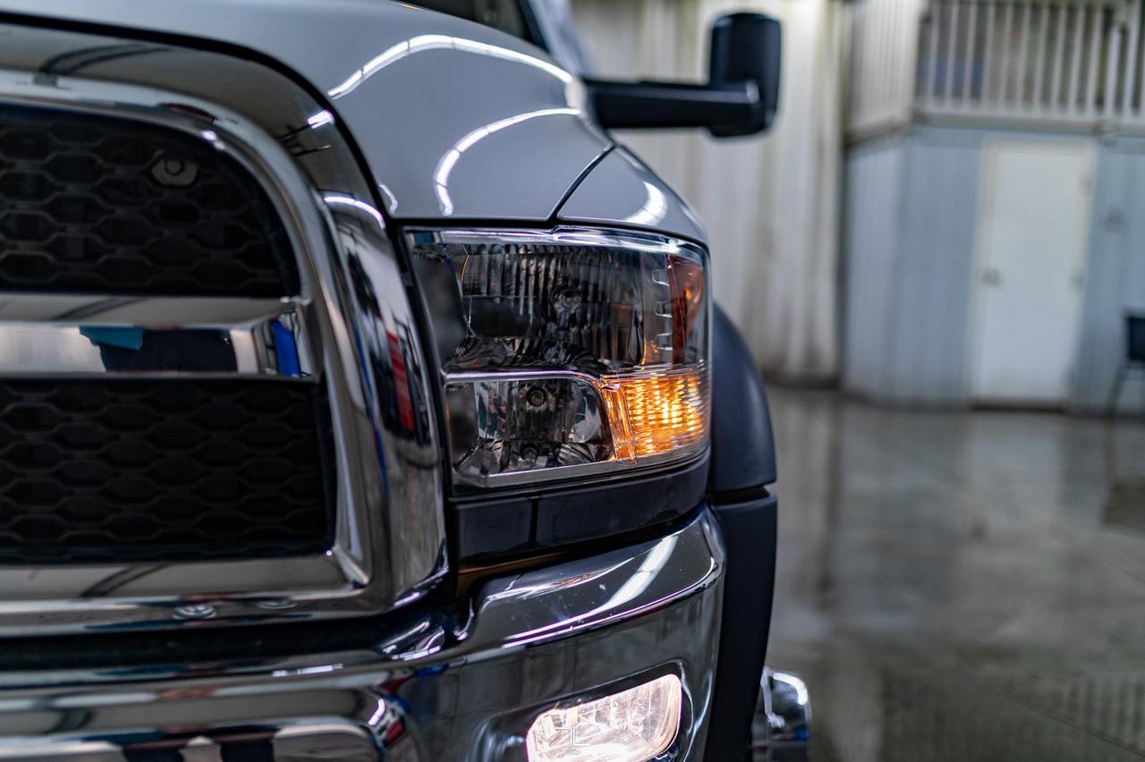 2017 Ram 5500 4x4 Crew Cab SLT Deck Diesel AISIN Red Deer AB