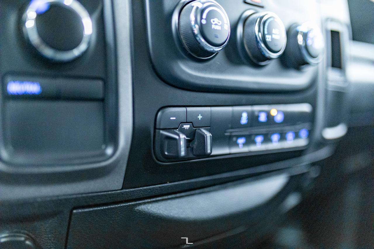 2017 Ram 5500 4x4 Crew Cab SLT Deck Diesel AISIN Red Deer AB