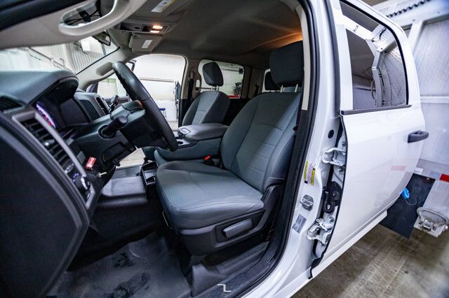 2017 Ram 5500 4x4 Crew Cab SLT Deck Diesel AISIN Red Deer AB