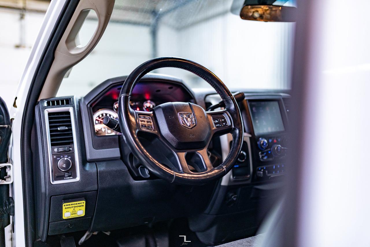 2017 Ram 5500 4x4 Reg Cab SLT Diesel Picker Deck AISIN Red Deer AB