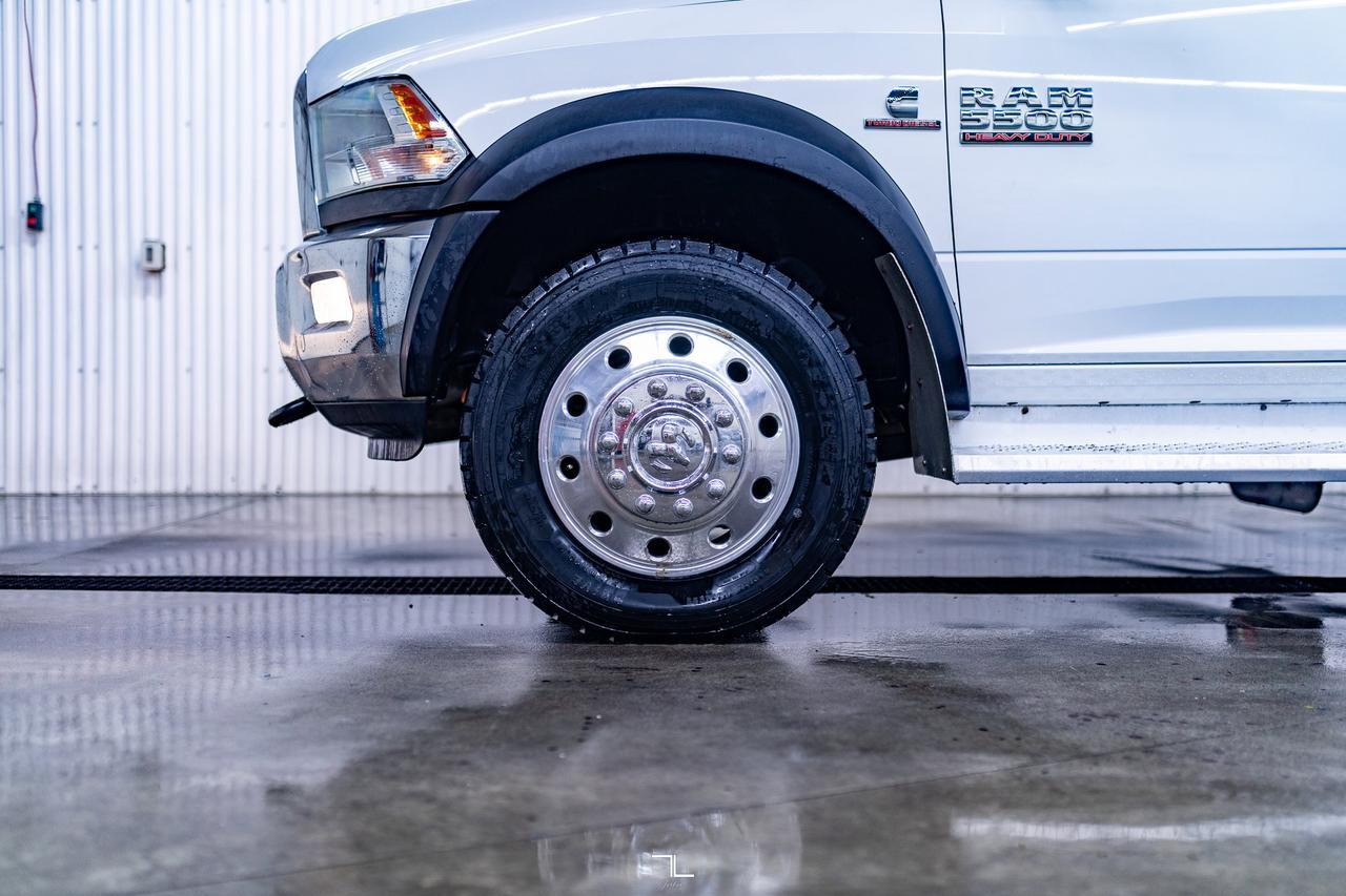 2017 Ram 5500 4x4 Reg Cab SLT Diesel Picker Deck AISIN Red Deer AB