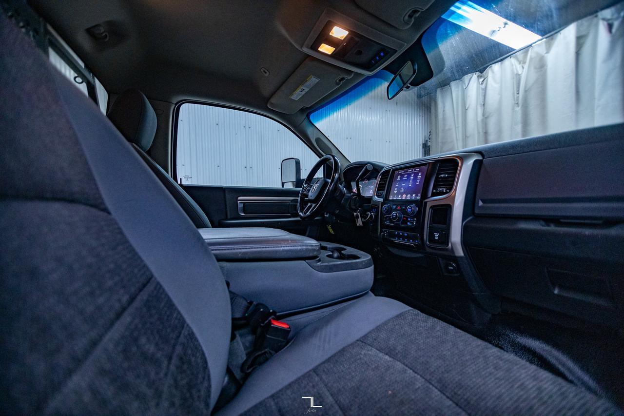 2017 Ram 5500 4x4 Reg Cab SLT Diesel Picker Deck AISIN Red Deer AB