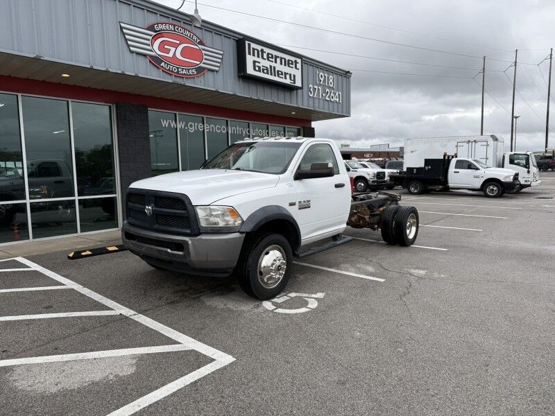 2017 Ram 5500 6.4L Hemi Cab & Chassis