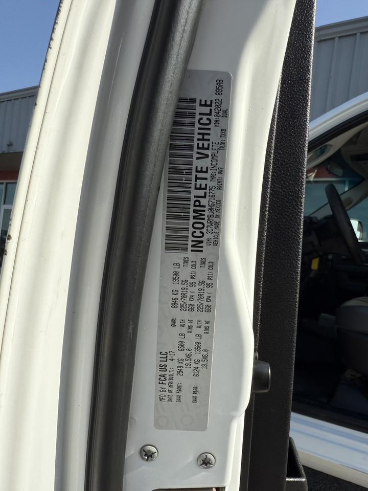 2017 Ram 5500 6.4L Hemi Cab & Chassis Tradesman Collinsville OK