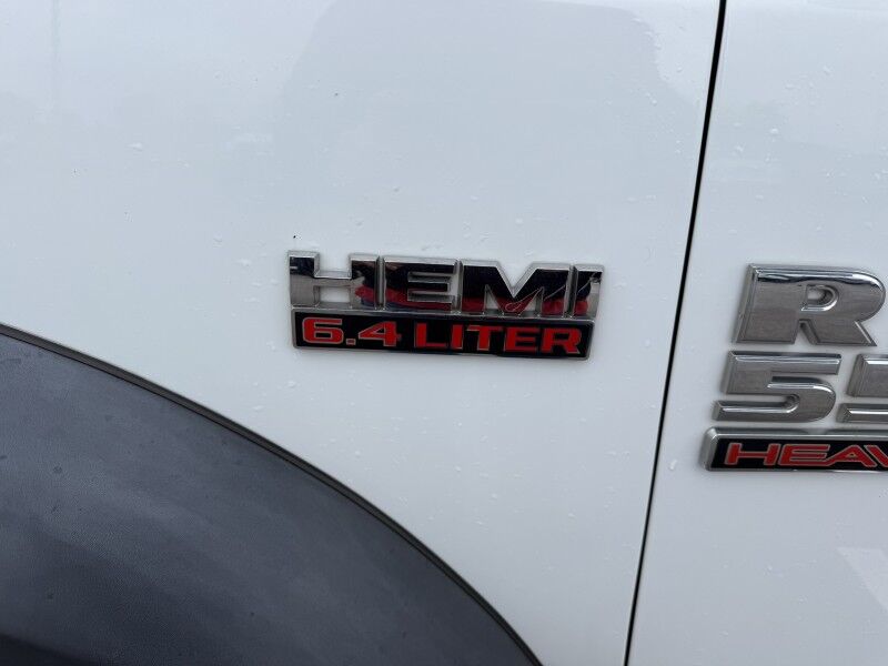 2017 Ram 5500 6.4L Hemi Cab & Chassis Tradesman Collinsville OK