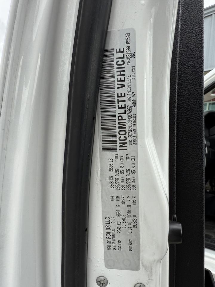 2017 Ram 5500 6.4L Hemi Cab & Chassis Tradesman Collinsville OK