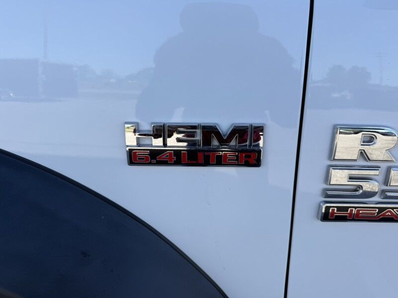 2017 Ram 5500 6.4L Hemi Cab & Chassis Tradesman Collinsville OK