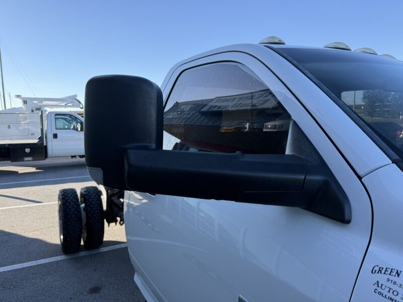 2017 Ram 5500 6.4L Hemi Cab & Chassis Tradesman Collinsville OK