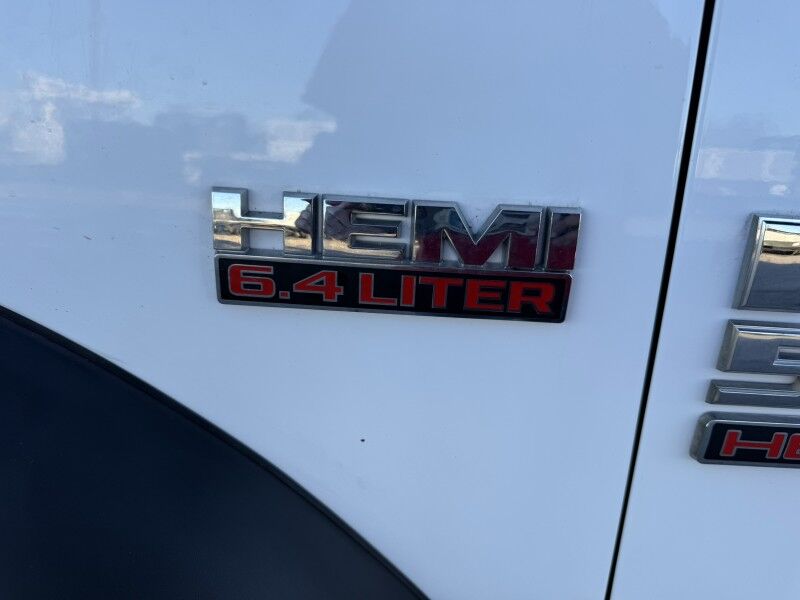 2017 Ram 5500 6.4L V8 4x4 Stake Flatbed Tradesman Collinsville OK