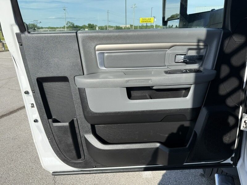 2017 Ram 5500 6.4L V8 4x4 Stake Flatbed Tradesman Collinsville OK