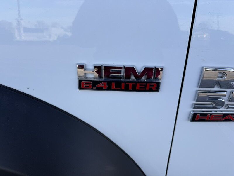 2017 Ram 5500 6.4L V8 4x4 Stake Flatbed Tradesman Collinsville OK