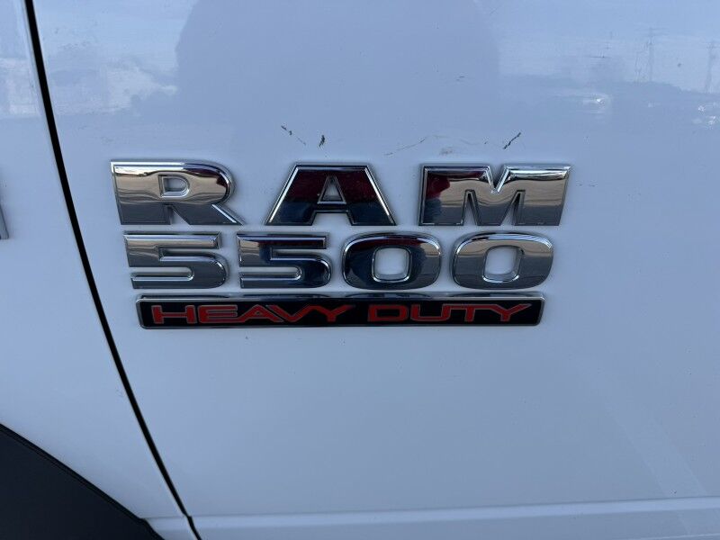 2017 Ram 5500 6.4L V8 4x4 Stake Flatbed Tradesman Collinsville OK