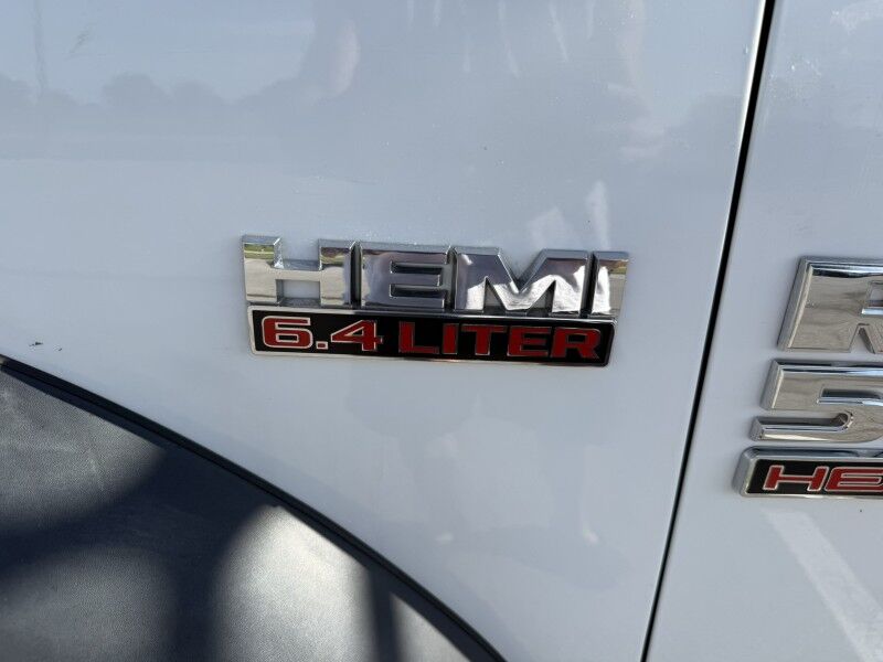 2017 Ram 5500 6.4L V8 4x4 Stake Flatbed Tradesman Collinsville OK