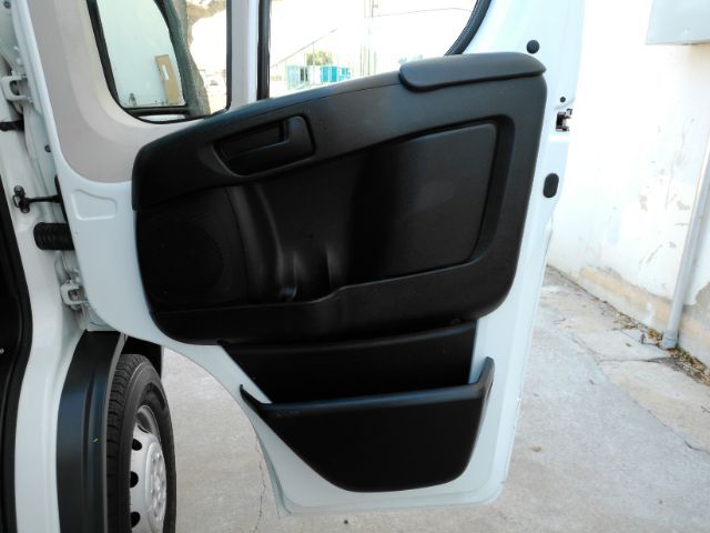 2017 Ram ProMaster 2500 Cargo Van High Roof 159 WB Plano TX