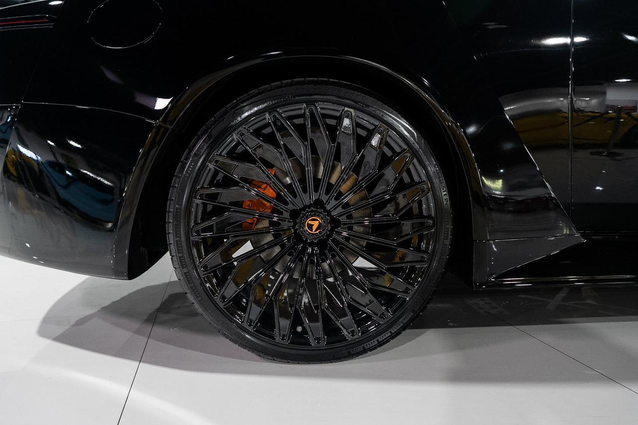 2017 Rolls-Royce Dawn 1/25 Venuum Eros full carbon body kit, bespoke Venuum wheels/interior, Bespoke Audio system & MORE!! Fort Lauderdale FL