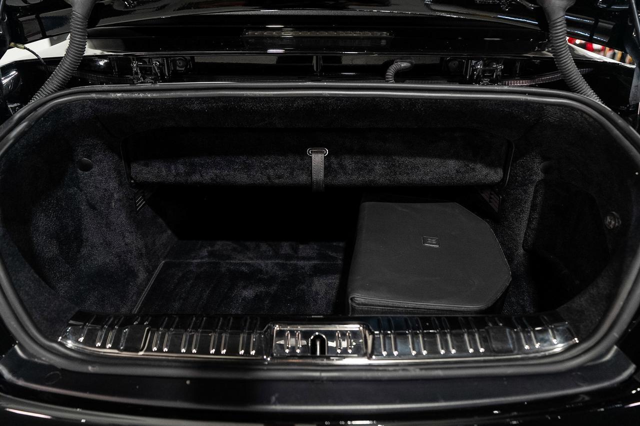 2017 Rolls-Royce Dawn 1/25 Venuum Eros full carbon body kit, bespoke Venuum wheels/interior, Bespoke Audio system & MORE!! Fort Lauderdale FL