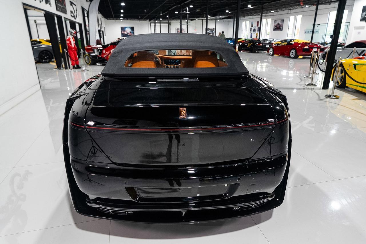 2017 Rolls-Royce Dawn 1/25 Venuum Eros full carbon body kit, bespoke Venuum wheels/interior, Bespoke Audio system & MORE!! Fort Lauderdale FL