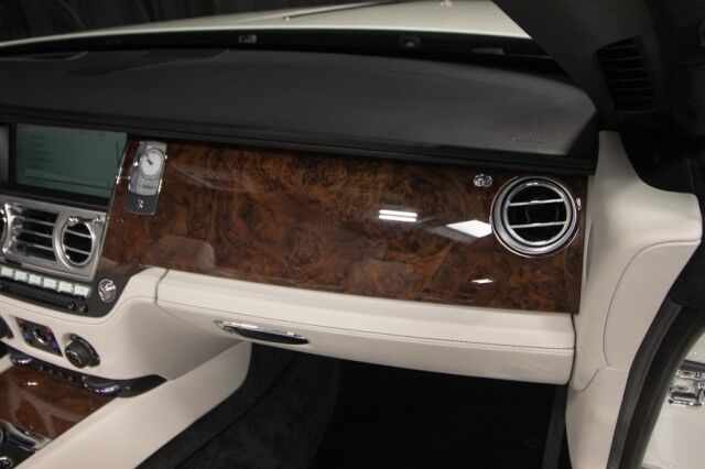 2017 Rolls-Royce Dawn ($375,355 MSRP) *ONLY 2400 MILES* *1-OWNER* *ENGLISH WHITE ON SE San Diego CA