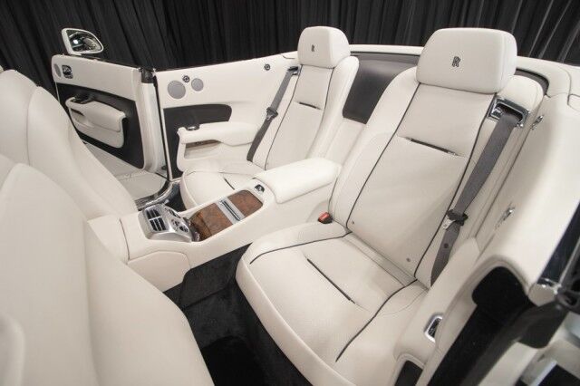 2017 Rolls-Royce Dawn ($375,355 MSRP) *ONLY 2400 MILES* *1-OWNER* *ENGLISH WHITE ON SE San Diego CA