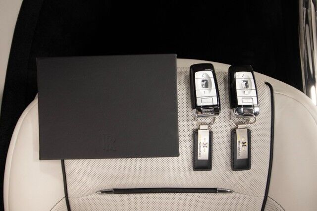 2017 Rolls-Royce Dawn ($375,355 MSRP) *ONLY 2400 MILES* *1-OWNER* *ENGLISH WHITE ON SE San Diego CA