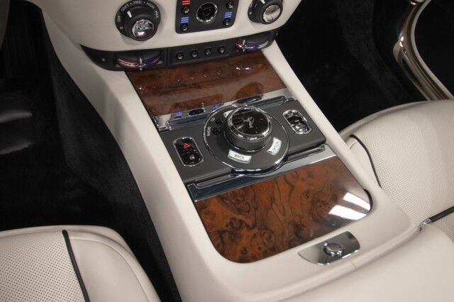 2017 Rolls-Royce Dawn ($375,355 MSRP) *ONLY 2400 MILES* *1-OWNER SINCE NEW* San Diego CA