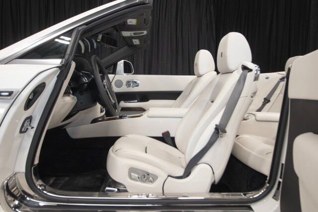 2017 Rolls-Royce Dawn ($375,355 MSRP) *ONLY 2400 MILES* *1-OWNER SINCE NEW* San Diego CA